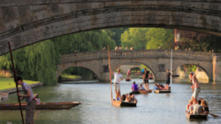 river cam sq